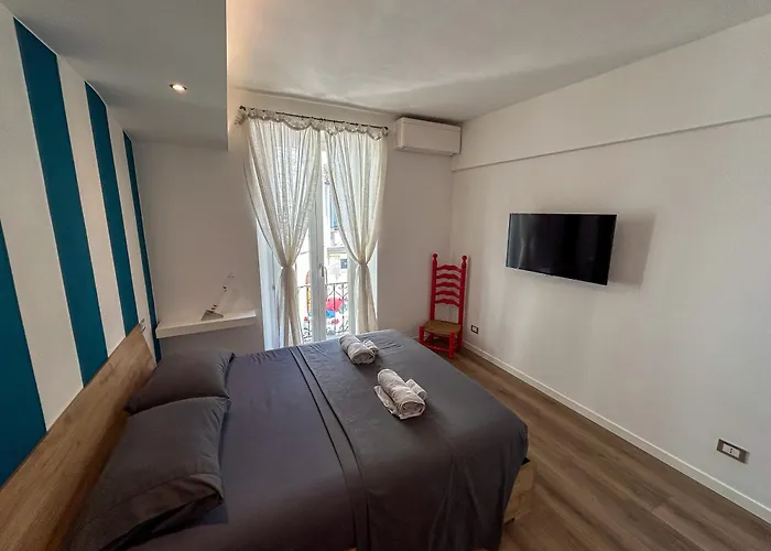Suite & Charme In Un Palazzo Storico Di Bergamo